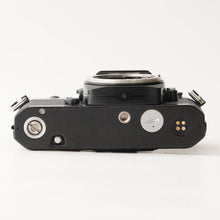 Load image into Gallery viewer, Nikon FE2  /  Zoom-NIKKOR 35-70ｍｍ f/3.3-4.5
