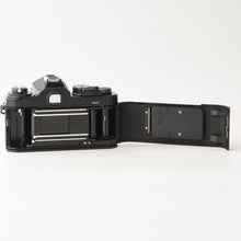 Load image into Gallery viewer, Nikon FE2  /  Zoom-NIKKOR 35-70ｍｍ f/3.3-4.5

