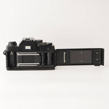 画像をギャラリービューアに読み込む, コンタックス Contax RTS ボディ 35mm 一眼レフ フィルムカメラ
