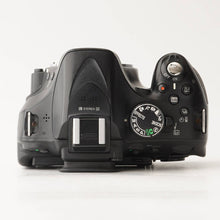 Load image into Gallery viewer, Nikon D5200 / AF-S NIKKOR 18-200mm f/3.5-5.6 G II ED DX VR
