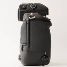 画像をギャラリービューアに読み込む, ニコン Nikon F5 ボディ 35mm 一眼レフ フィルムカメラ
