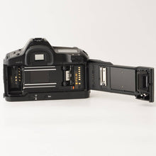 画像をギャラリービューアに読み込む, キヤノン Canon EOS-1N ボディ 35mm 一眼レフ フィルムカメラ
