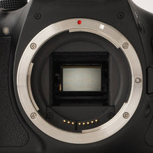 Load image into Gallery viewer, Canon EOS Kiss X5 / EF-S 18-55mm F3.5-5.6 IS

