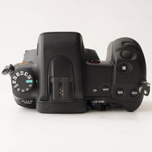 Load image into Gallery viewer, Sony α700 / Minolta AF 24-50mm f/4
