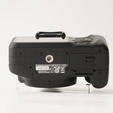 Load image into Gallery viewer, Canon EOS Kiss X4 / EF 50mm f/1.8 II
