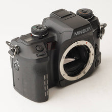 画像をギャラリービューアに読み込む, ミノルタ Minolta α-7 alpha-7 ボディ 35mm 一眼レフフィルムカメラ
