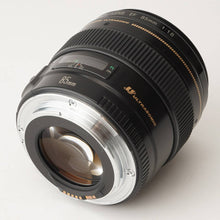 画像をギャラリービューアに読み込む, キヤノン Canon EF 85mm F1.8 USM
