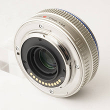 Load image into Gallery viewer, Olympus PEN Lite E-P1 White / M.ZUIKO 17mm f/2.8
