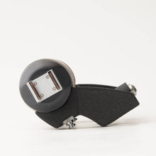 Load image into Gallery viewer, Pentax 6x7 Grip
