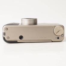 画像をギャラリービューアに読み込む, コンタックス CONTAX T2 チタンシルバー / Carl Zeiss Sonnar 38mm f/2.8
