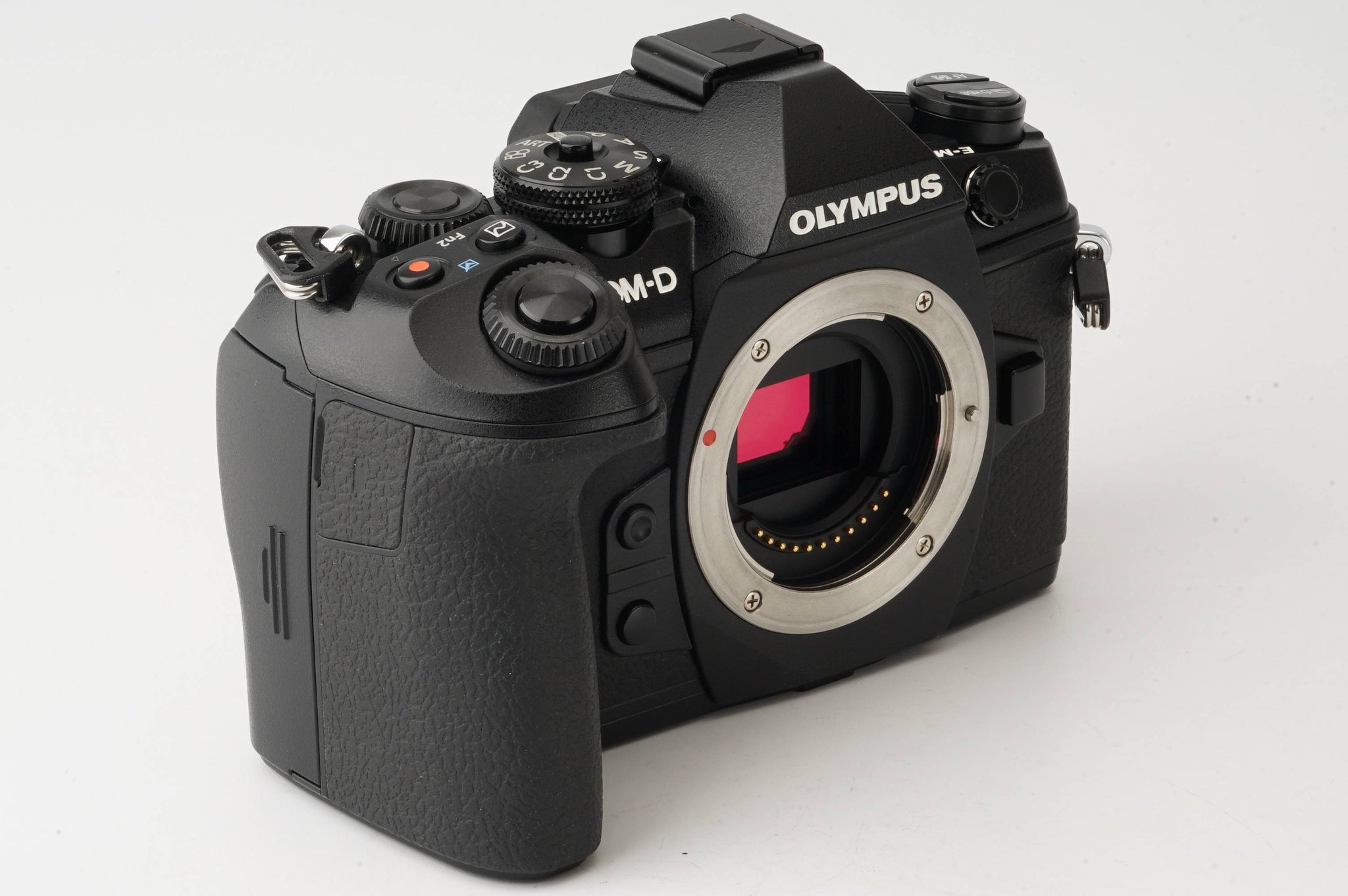 OLYMPUS OM-D E-M1 初号機（黒） + FL−36フラッシュ - デジタルカメラ