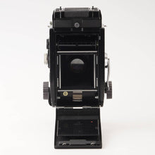 Load image into Gallery viewer, Mamiya C330 Professional / MAMIYA SEKOR DS 105mm f/3.5
