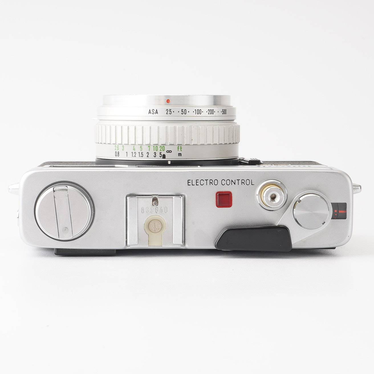 ミノルタ Minolta HI-MATIC E / ROKKOR QF 40mm F1.7 – Natural Camera 