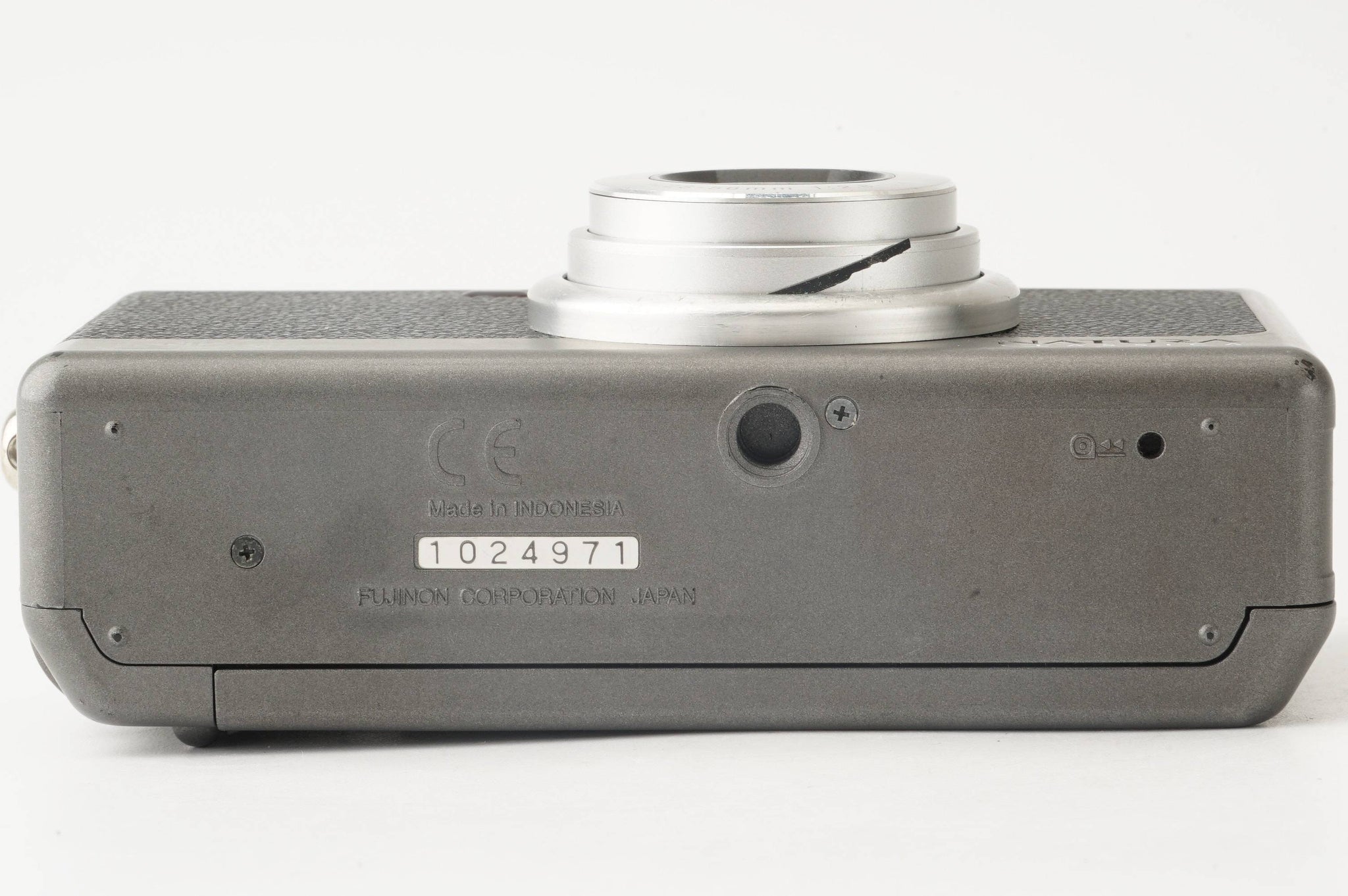 富士フィルム Fujifilm NATURA CLASSICA / SUPER-EBC FUJINON ZOOM 28-56mm F2.8- –  Natural Camera / ナチュラルカメラ