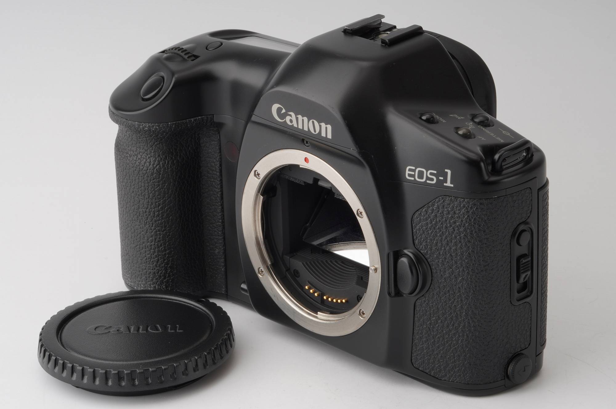 Canon キヤノン　EOS-1 一眼レフフィルムカメラキャノン