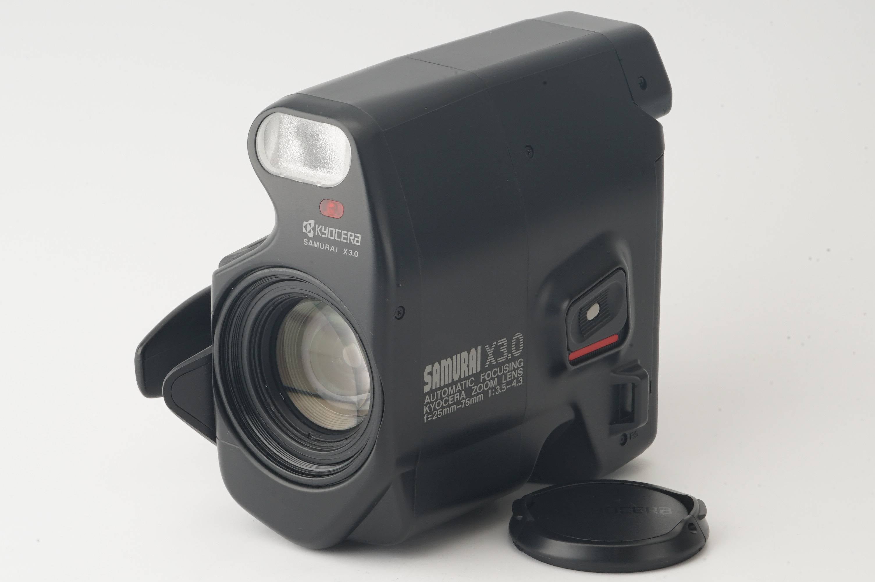Kyocera SAMURAI X3.0 ハーフサイズフィルムコンパクトカメラ / 25-75mm f/3.5-4.3