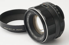 Load image into Gallery viewer, Asahi Pentax Super Takumar 55mm f/1.8 M42
