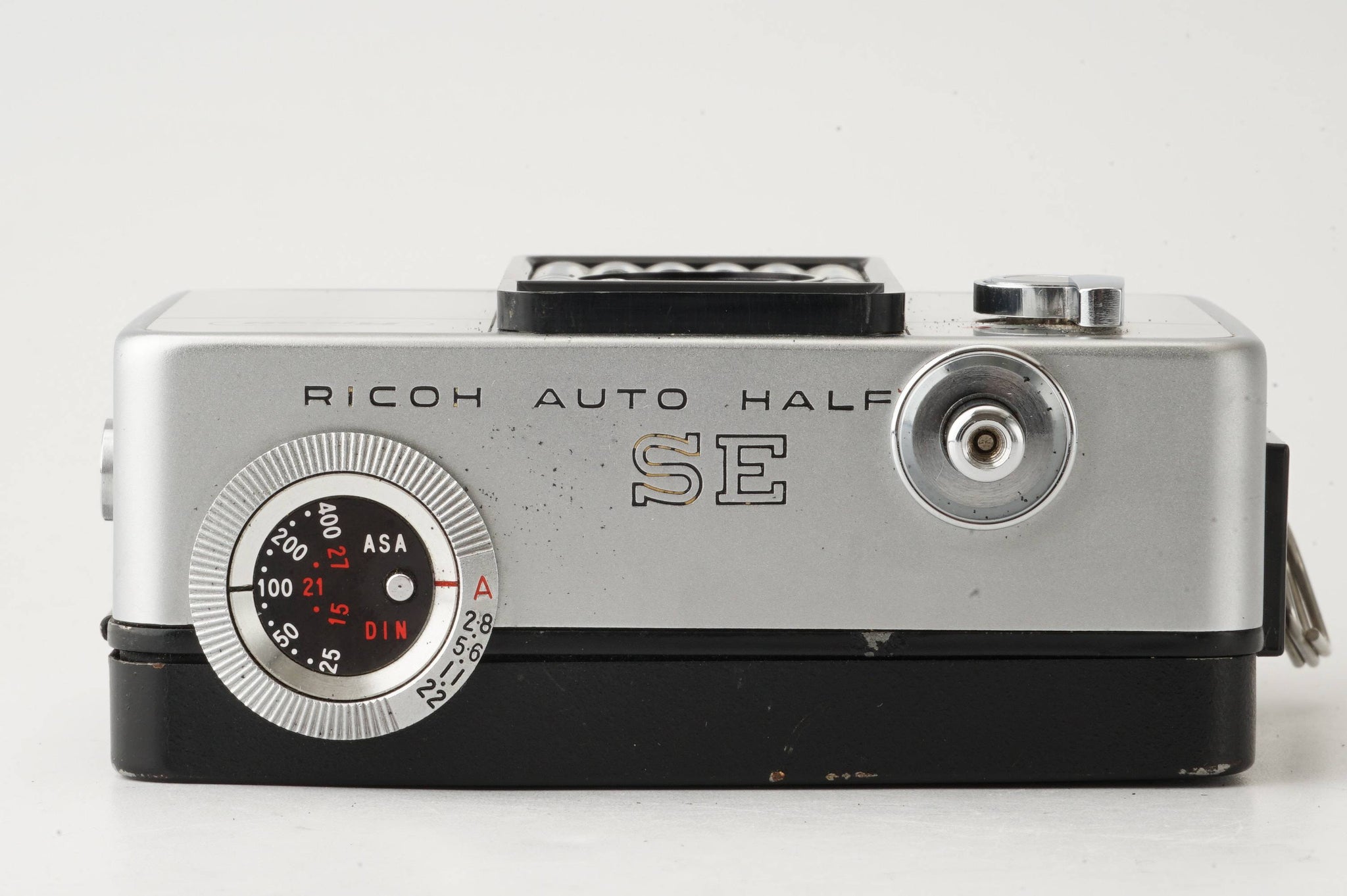 リコー Ricoh AUTO HALF SE / 25mm F2.8 – Natural Camera ...