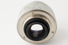 Load image into Gallery viewer, Voigtlander Ultron 35mm f/1.7 Aspherical  L39 LTM
