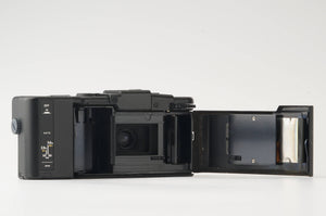 Olympus XA2 D.Zuiko 35mm f/3.5 / Electronic Flash A11