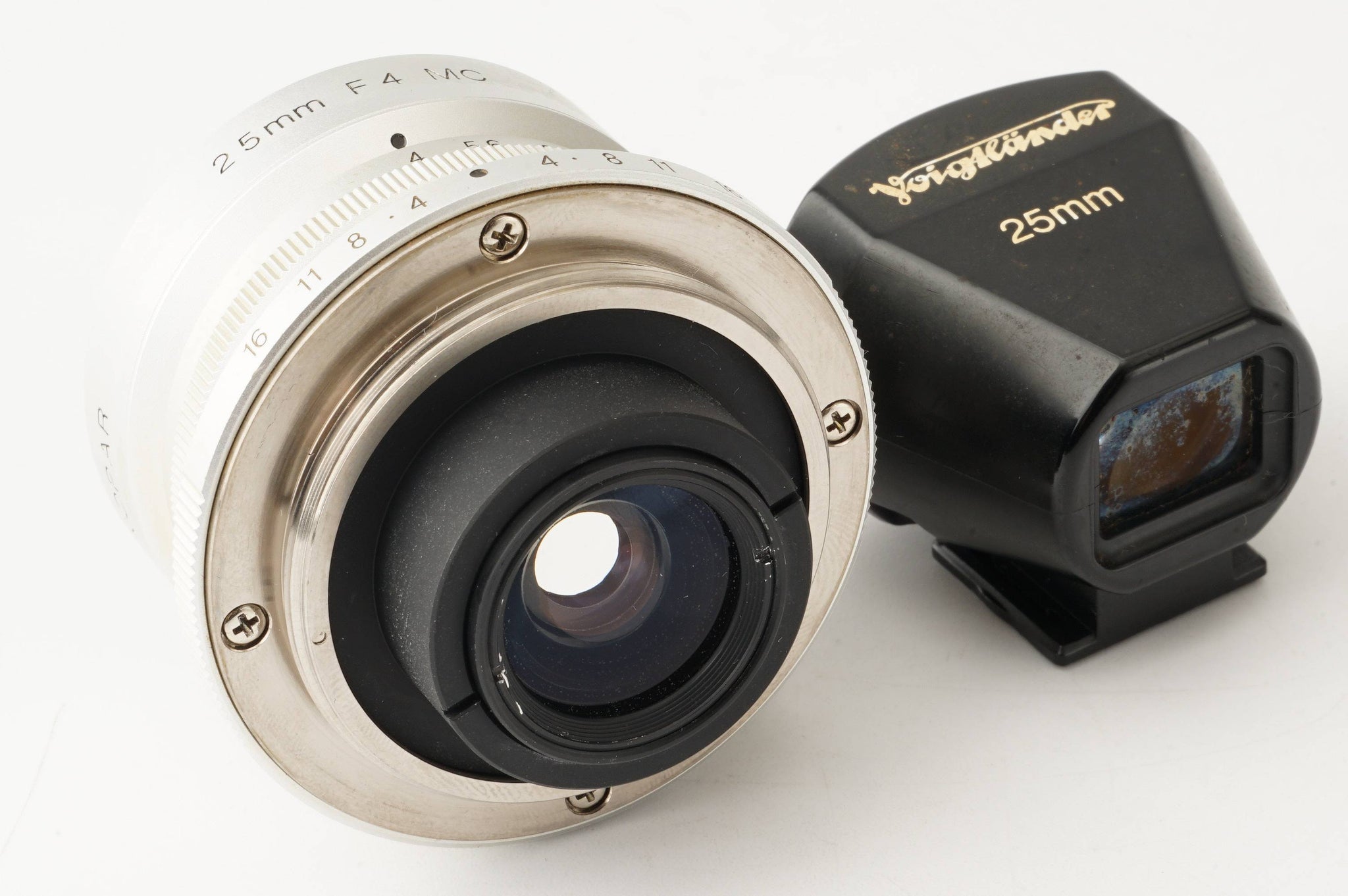 Voigtlander Snapshot-Skopar 25mm f/4 MC L39 LTM/ 25mm viewfinder 