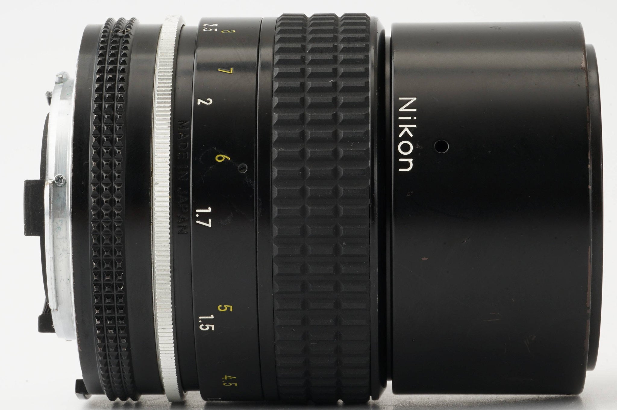 光学極上 ／動作良好 ニコン Nikon Ai-S NIKKOR 135mm f2.8 素晴らしい光学コンディションの中望遠レンズ  #1987の入札履歴 - 入札者の順位