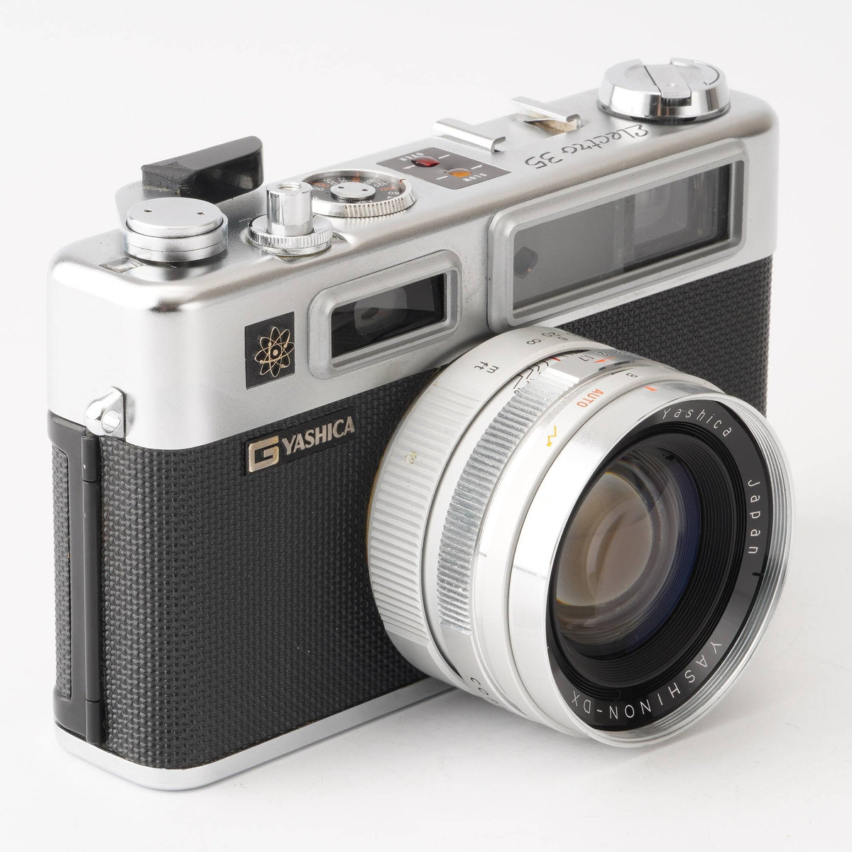 ヤシカ Yashica Electro 35 / YASHINON-DX 45mm F1.7 – Natural Camera