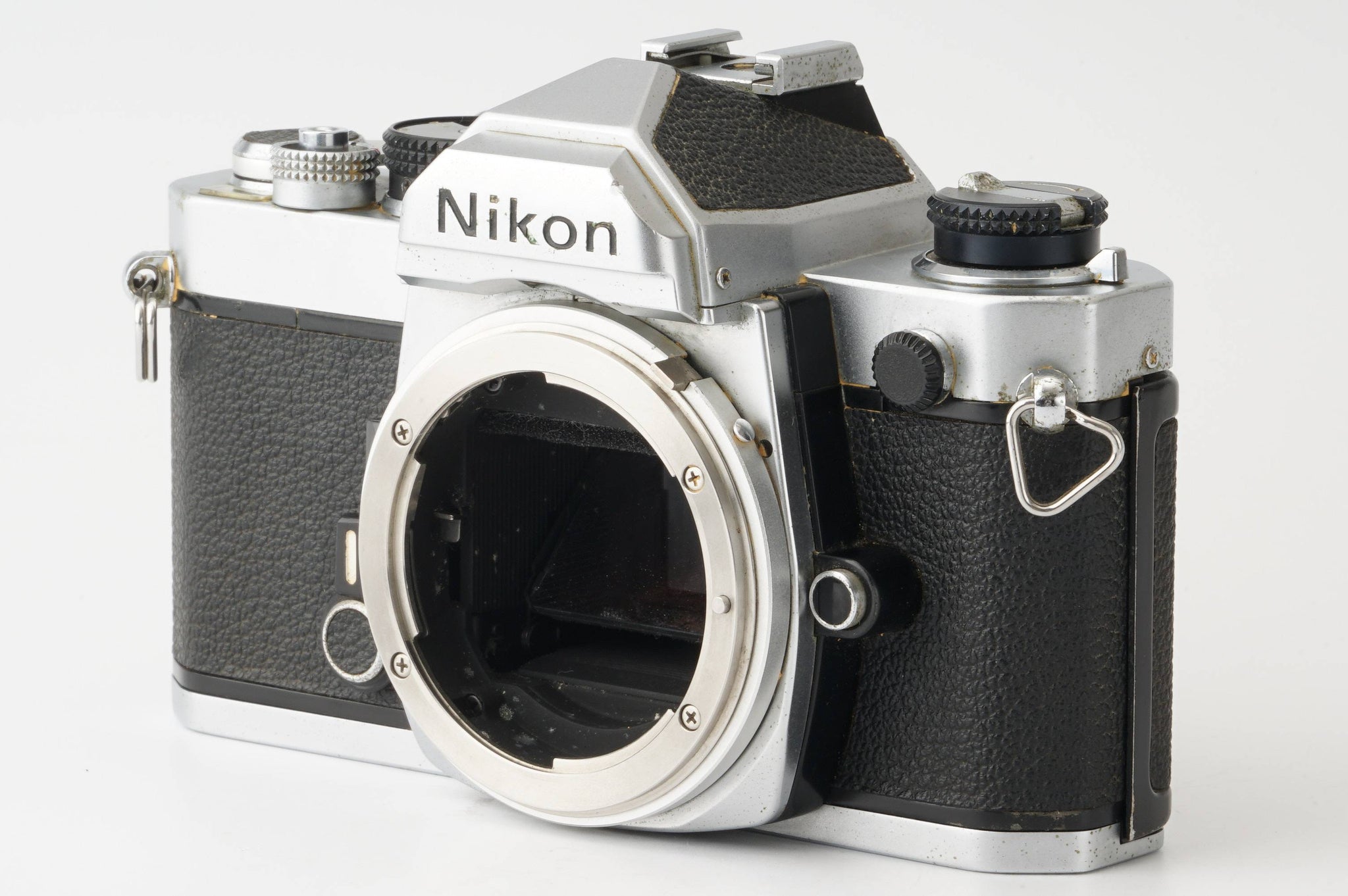 Nikon FM SLR Film Camera – Natural Camera / ナチュラルカメラ