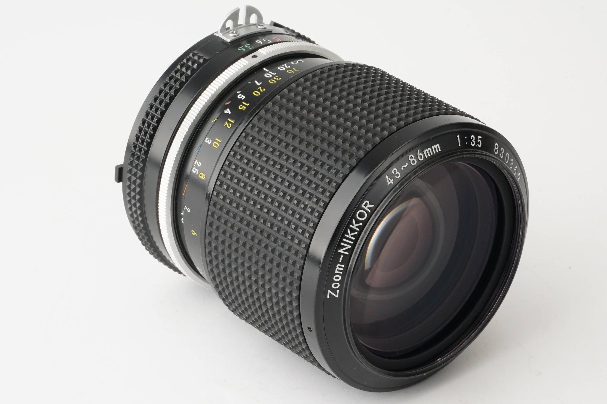 Nikon ニコン Ai-S ZOOM NIKKOR 35-105mm f/3.5-4.5 + Ai Zoom NIKKOR