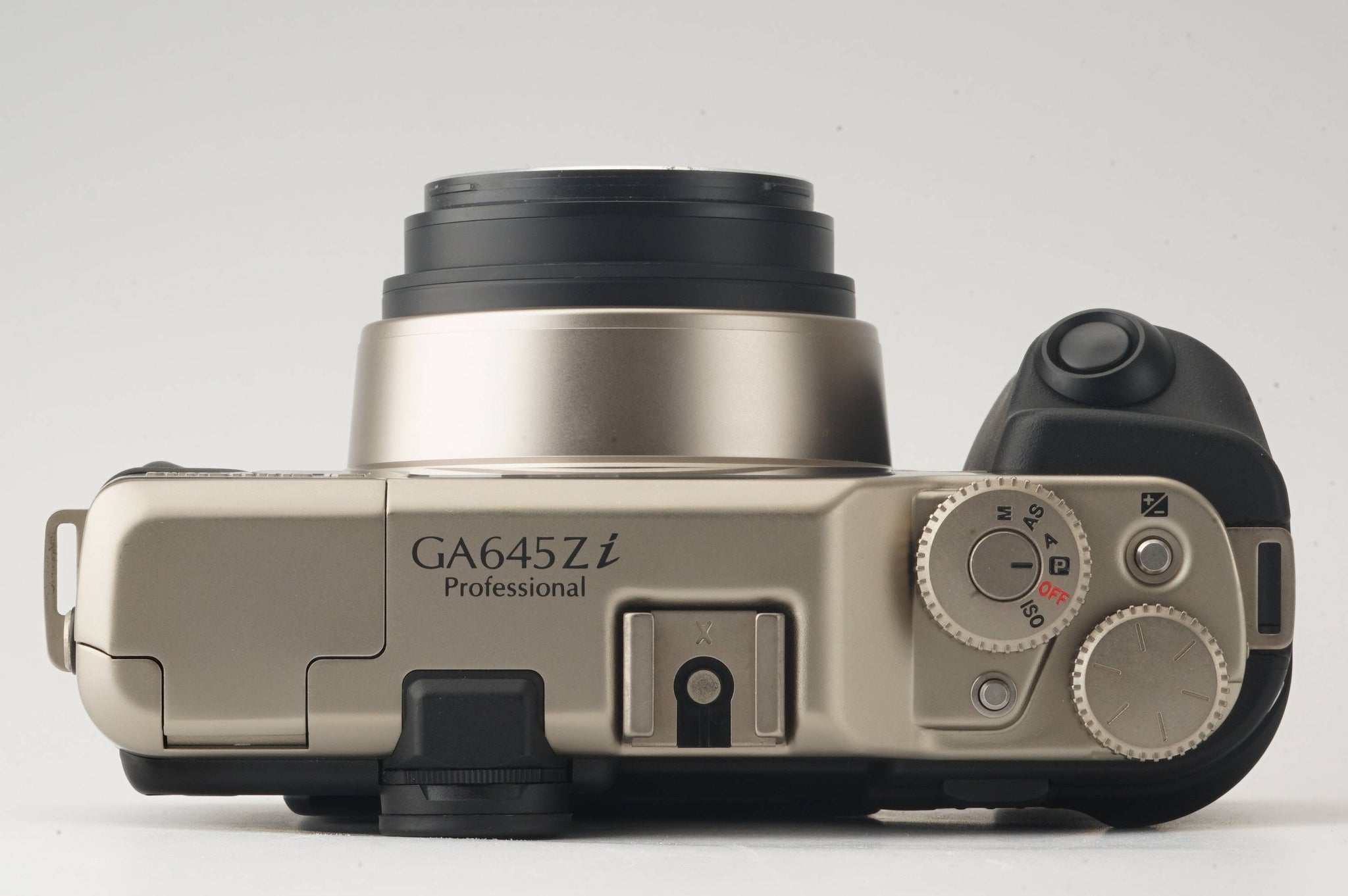 フジ Fujifilm GA645 Zi Professional / SUPER-EBC FUJINON 55-90mm F4 