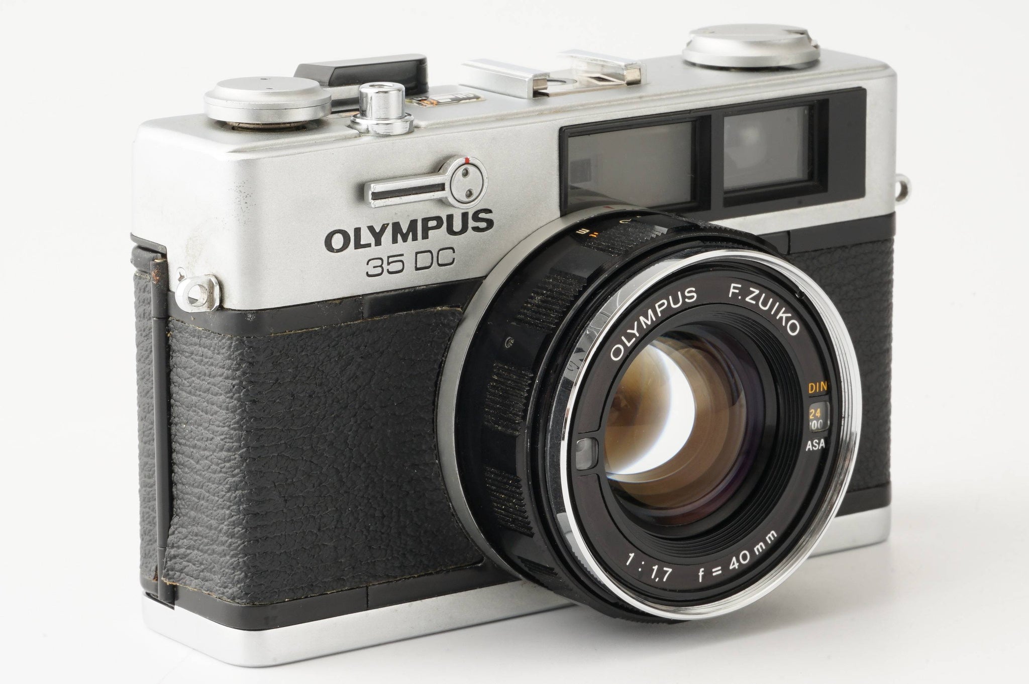 オリンパス OLYMPUS 35 DC 後期型 / F.Zuiko 40mm F1.7 コンパクト
