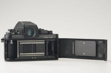 Load image into Gallery viewer, Nikon F3 HP / MOTOR DRIVE MD-4
