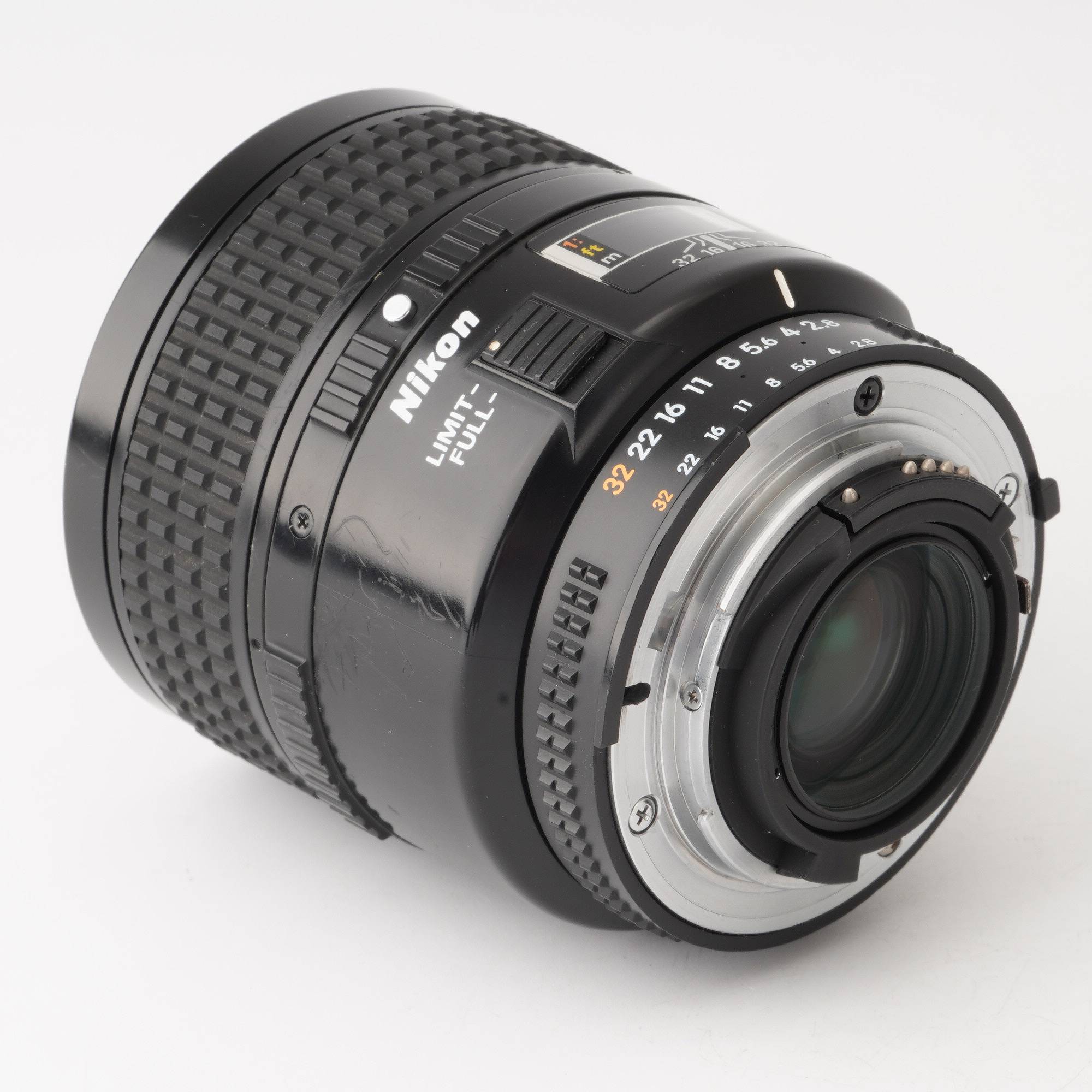 Nikon AF MICRO Nikkor 60mm f/2.8 D – Natural Camera / ナチュラルカメラ