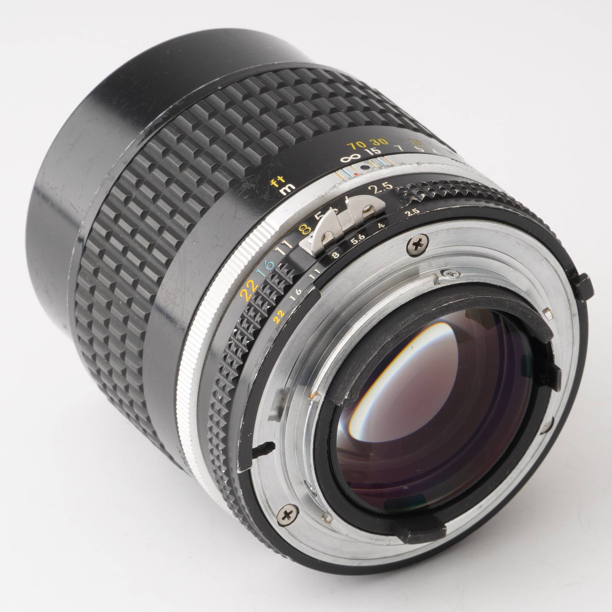 ニコン Nikon Ai-s NIKKOR 105mm F2.5 – Natural Camera / ナチュラル 