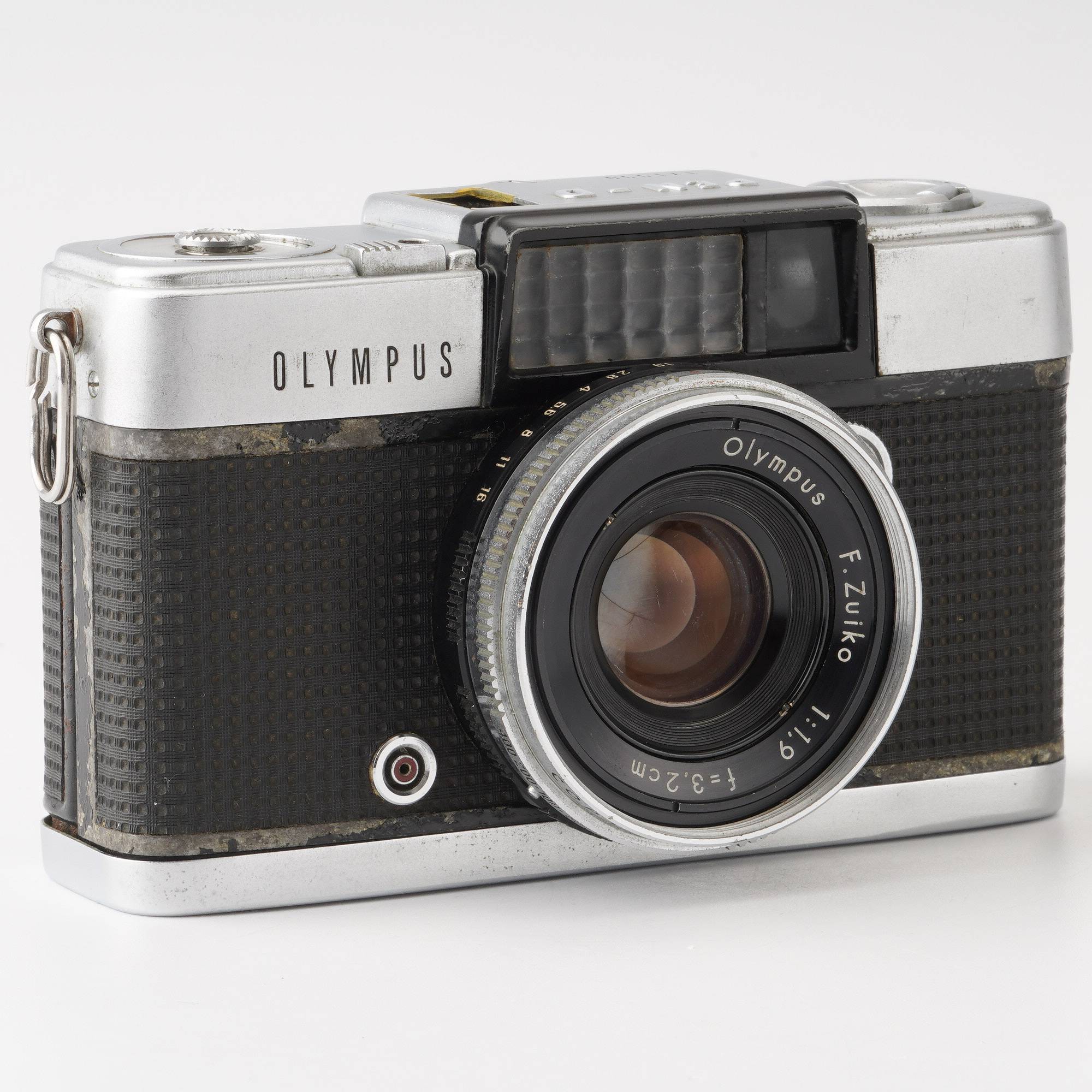 Olympus PEN D / F.Zuiko 3.2cm 32mm f/1.9 – Natural Camera