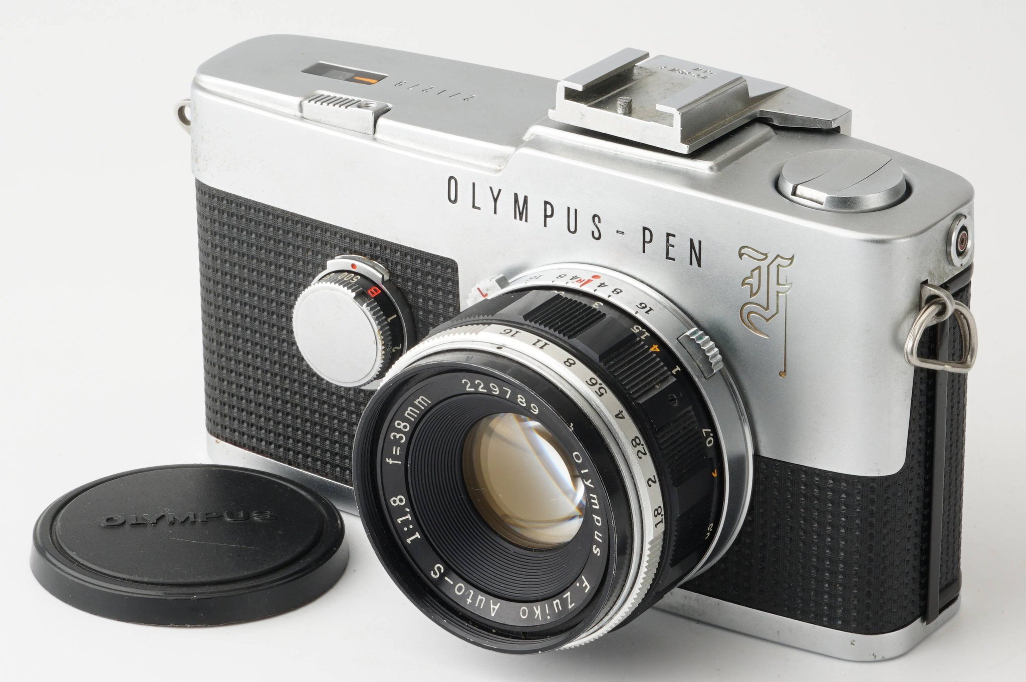 Olympus PEN F / F.Zuiko Auto-S 38mm f/1.8 – Natural Camera