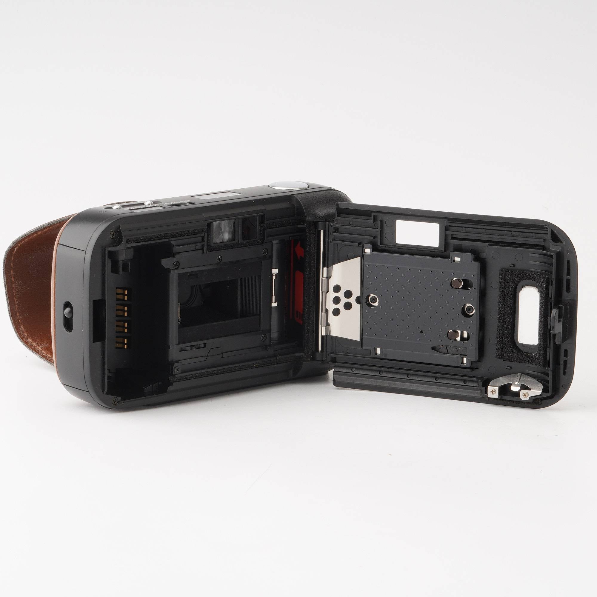 オリンパス Olympus LT-1 / 35mm F3.5 – Natural Camera / ナチュラル