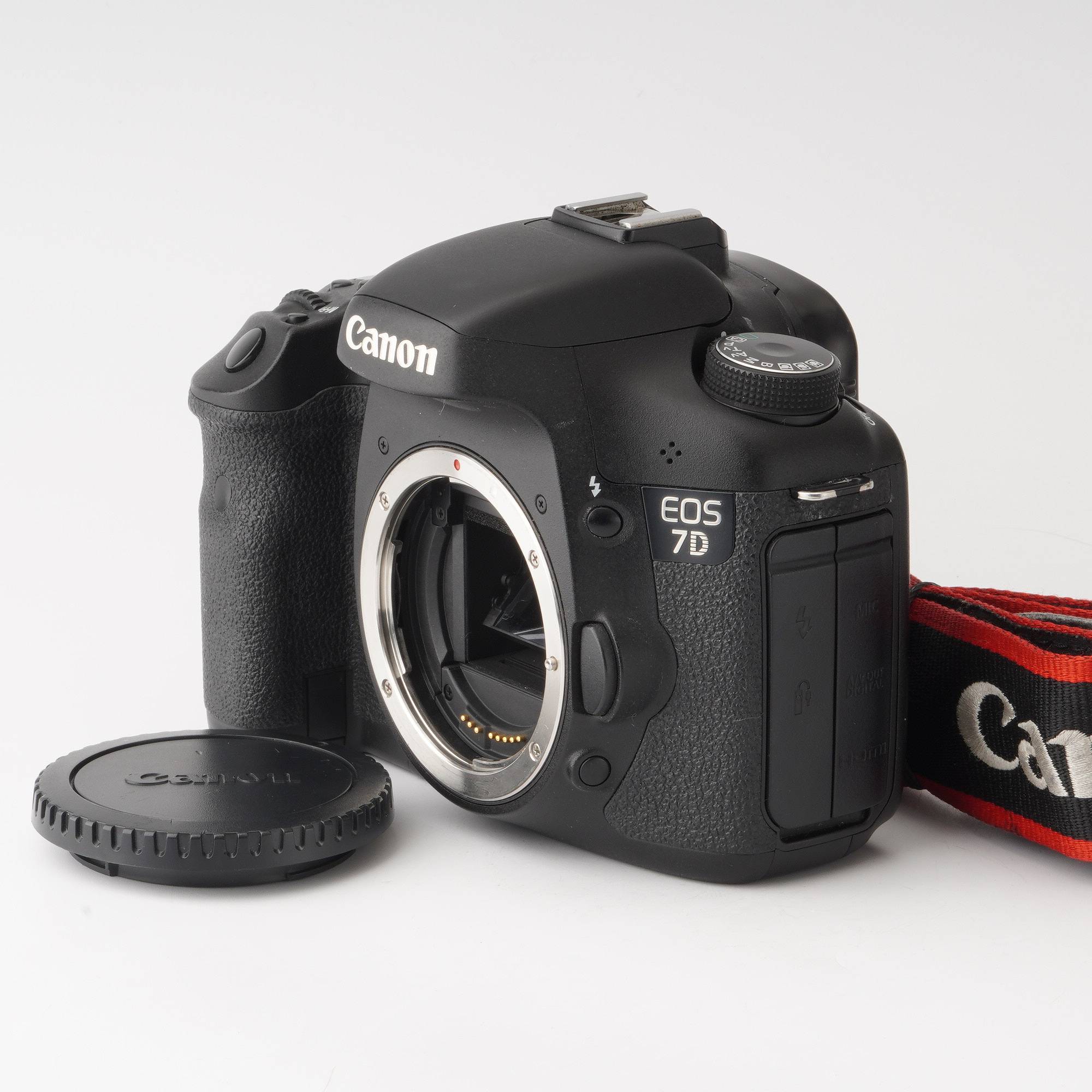 Canonデジタル一眼レフカメラ EOS7D【✩特典あり✩】