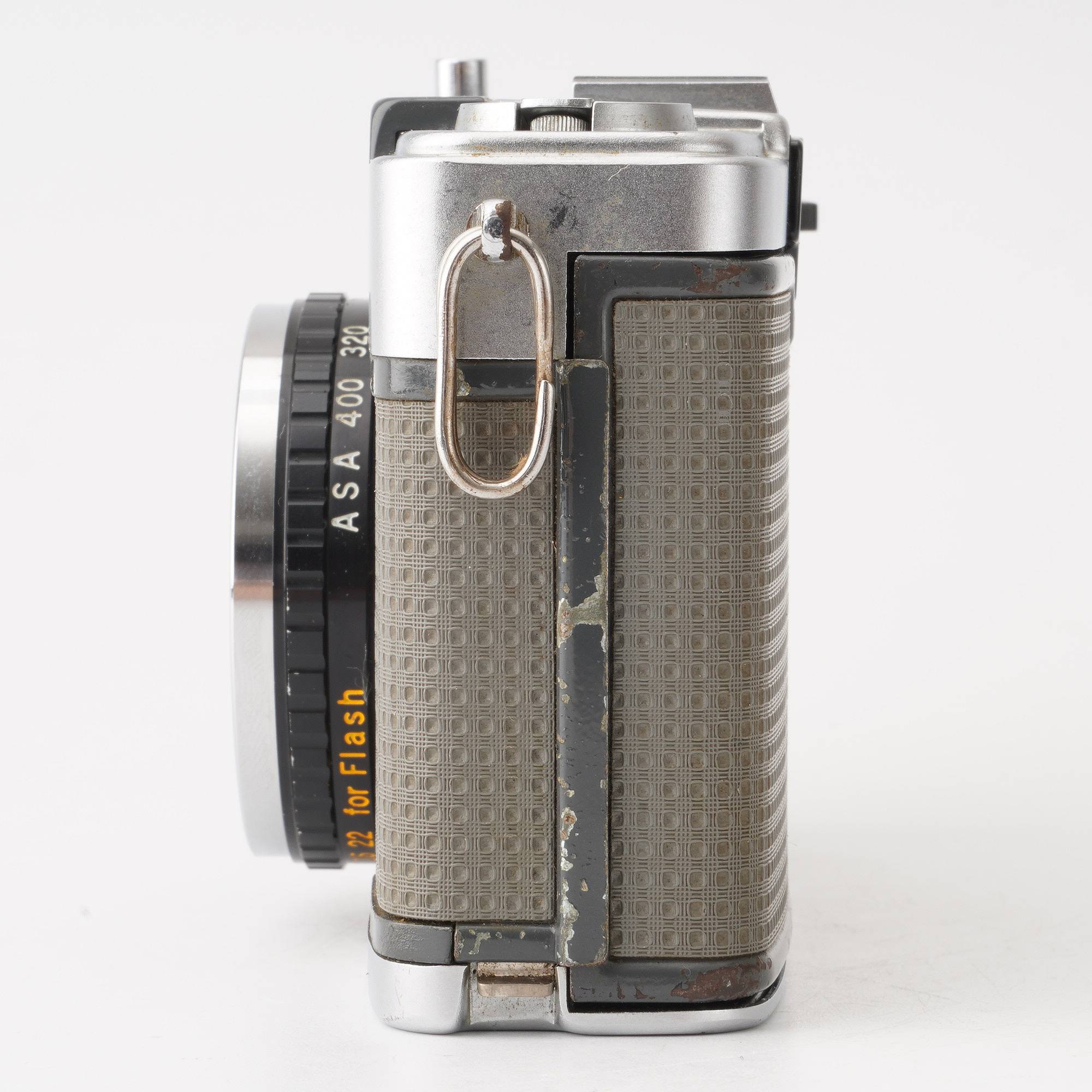 Olympus PEN EE-2 / D.Zuiko 28mm f/3.5 – Natural Camera 