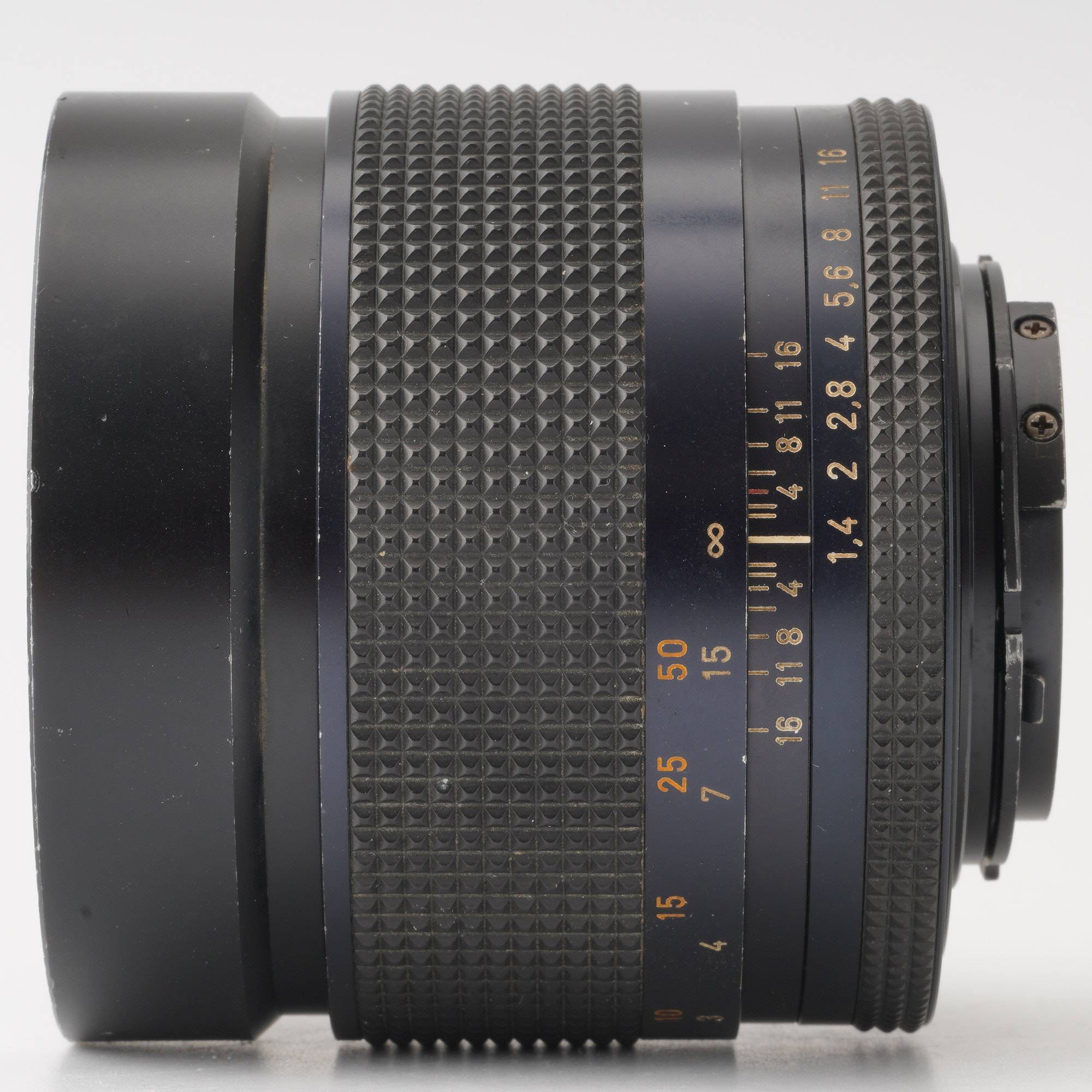 Contax Carl Zeiss Planar 85mm f/1.4 T* AEG C/Y mount – Natural 