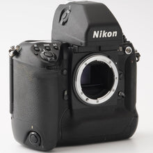 Nikon F5 SLR Film Camera / Action Findr DA-30 – Natural Camera