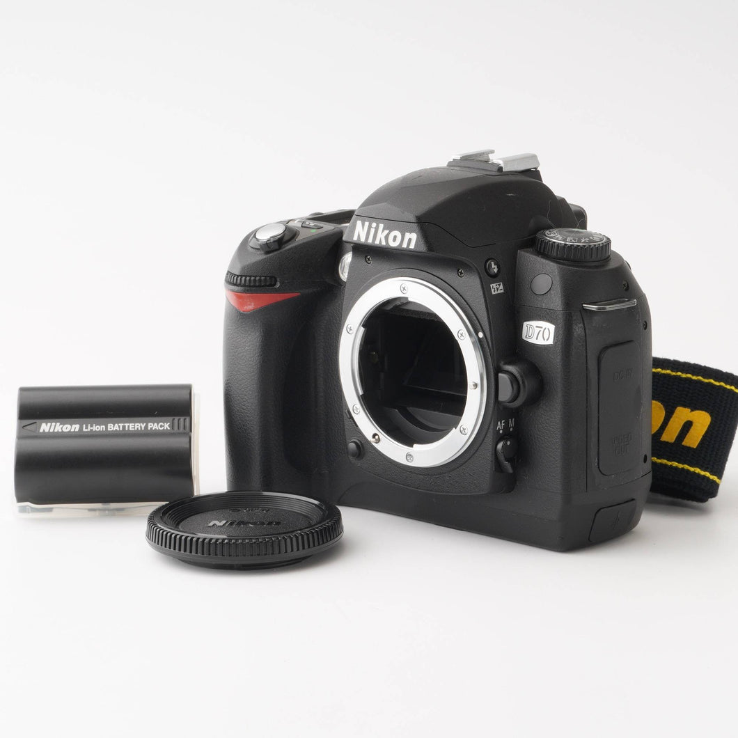 Nikon D70s デジタル一眼レフカメラ すぐに撮影出来ます。デジタル一眼