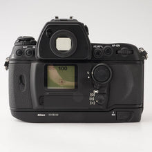 Load image into Gallery viewer, Nikon F6 35mm SLR Film camera (10231)
