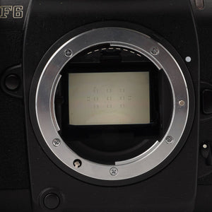 Nikon F6 35mm SLR Film camera (10231)