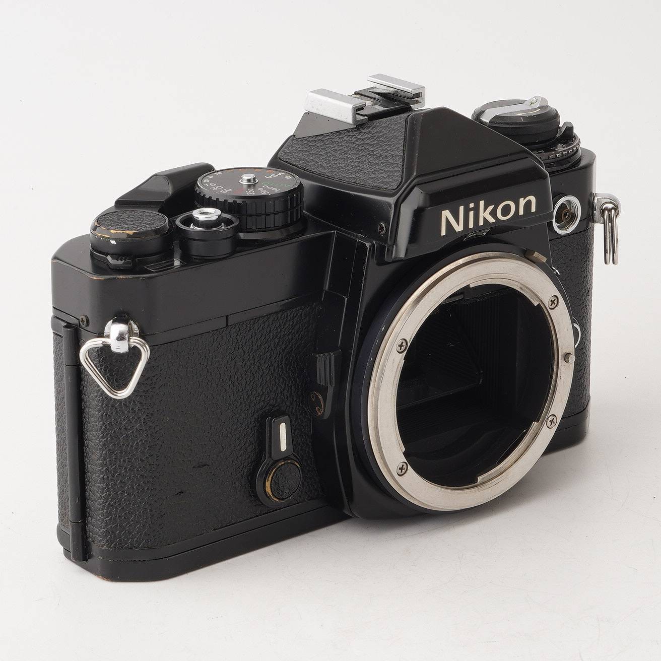 ニコン Nikon FE / Ai-s Zoom-NIKKOR 35-70mm F3.5-4.5 / MD-12