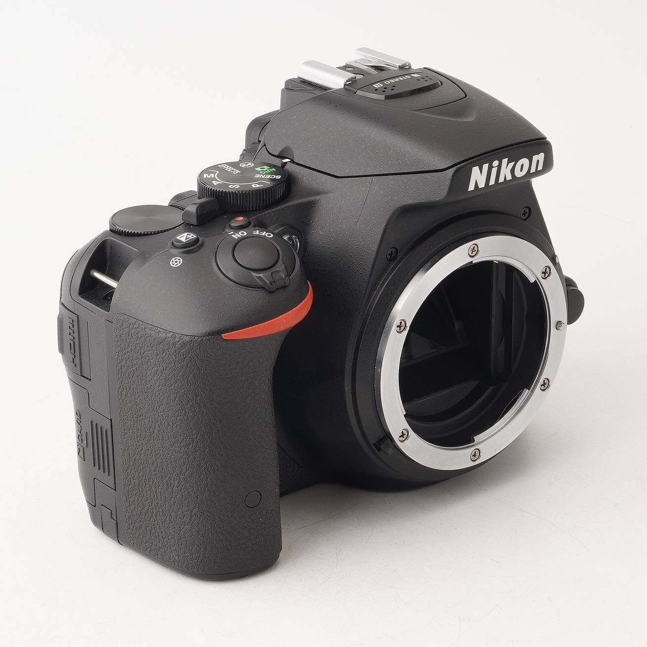 ニコン Nikon D5500 / AF-S DX NIKKOR 18-55mm F3.5-5.6G VR II ...